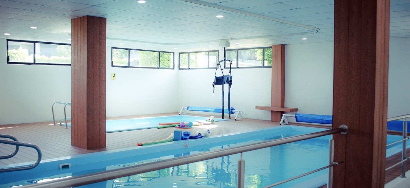 Alberca de hidroterapia del Centro Universitario de Fisioterapia, Rehabilitación e Investigación
