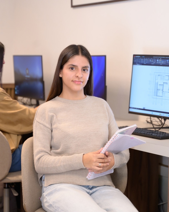 Retrato de Fernanda Vallejo, estudiante de Arquitectura