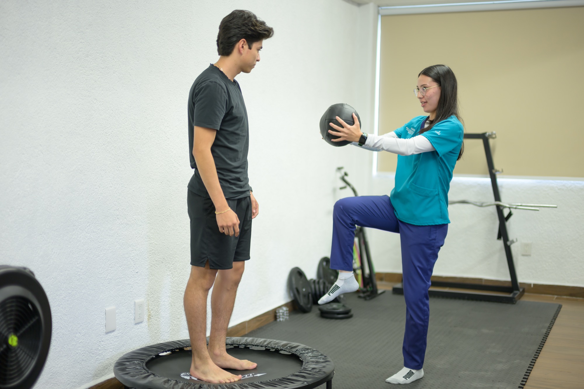 landing.programLife.sportsTherapy.gallery2Alt
