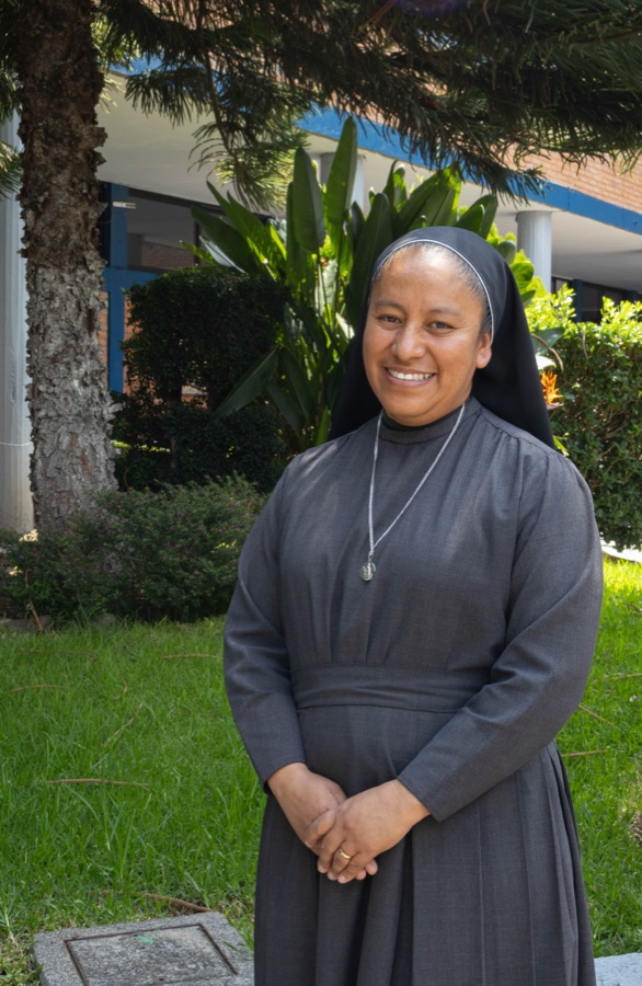 Retrato de Hna. Rosa Imelda, de la Licenciatura en Formación Catequética