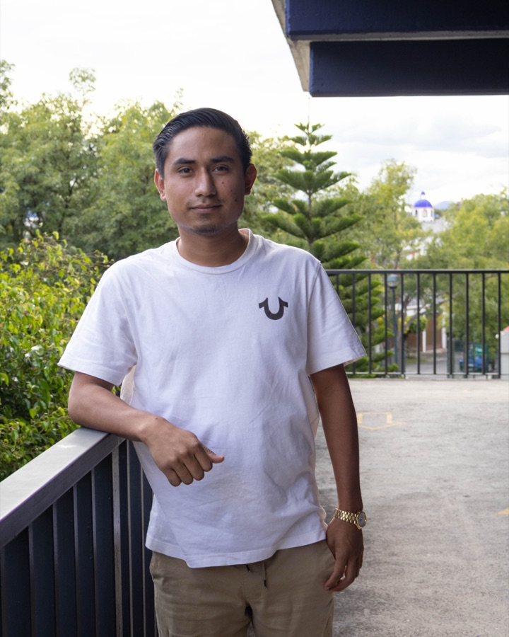 Retrato de Marco Antonio Rodríguez, estudiante de Negocios Internacionales
